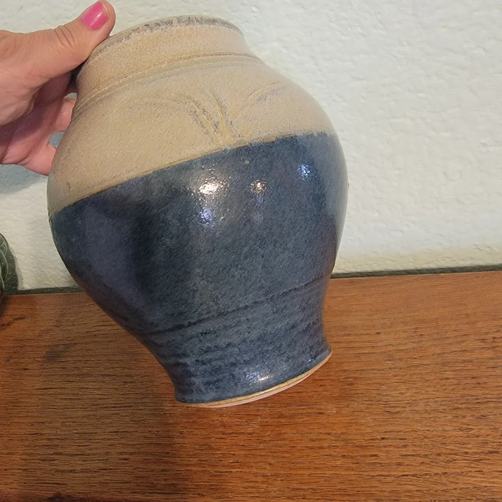 Elegant‎ Blue and Cream Vase